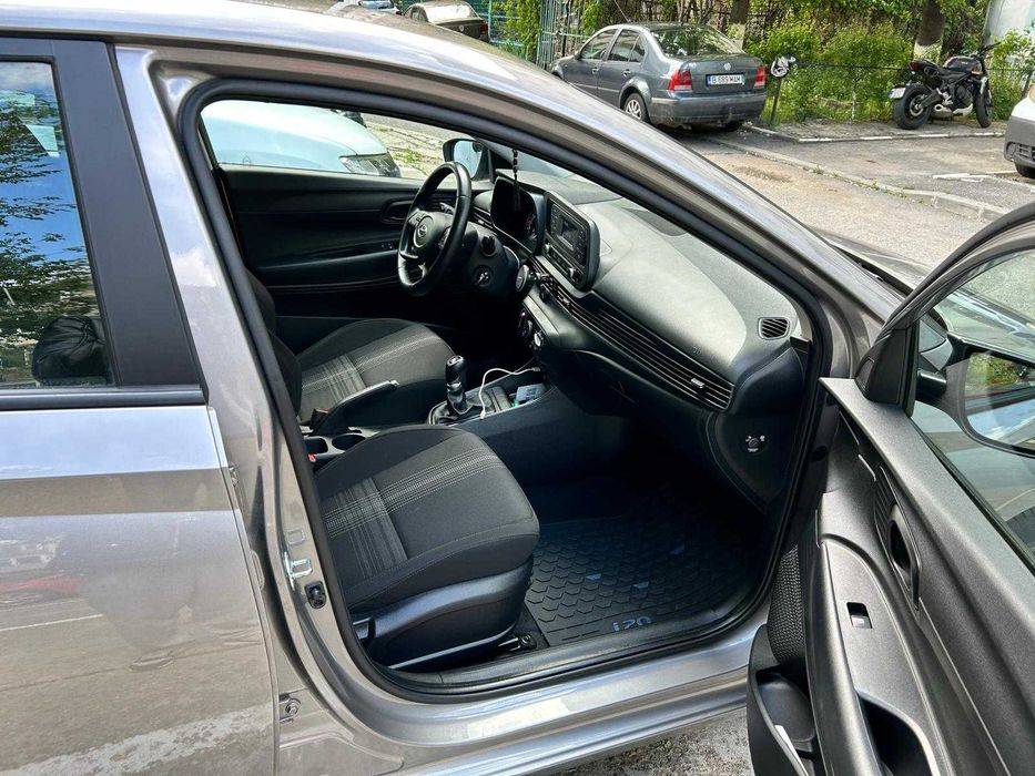 Hyundai i20 1.2 MPI 84CP | 18.000 km | Garanție | Fără daune