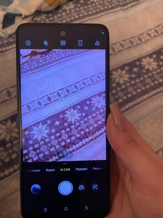 Продается телефон