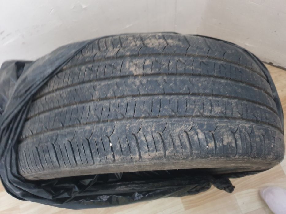Шины летние 225/45/18
