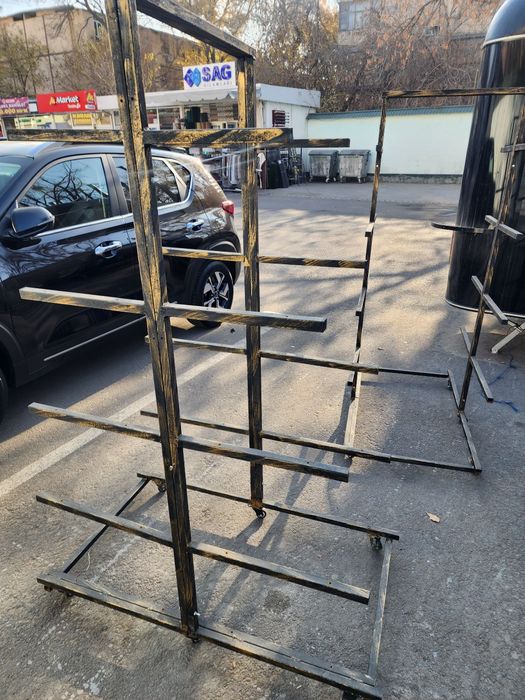 Стелаж сотилади срочно