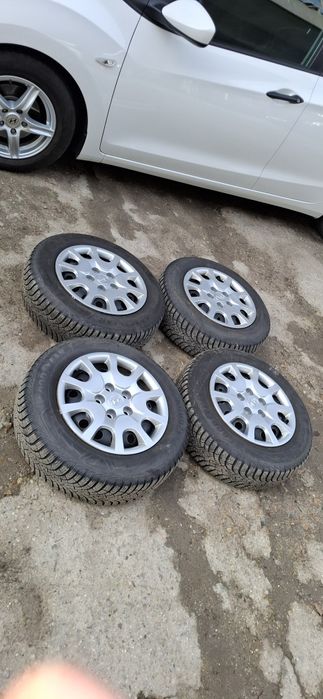 Стаманени джанти с зимни гуми за Hyundai Kia 5x114.3 15"