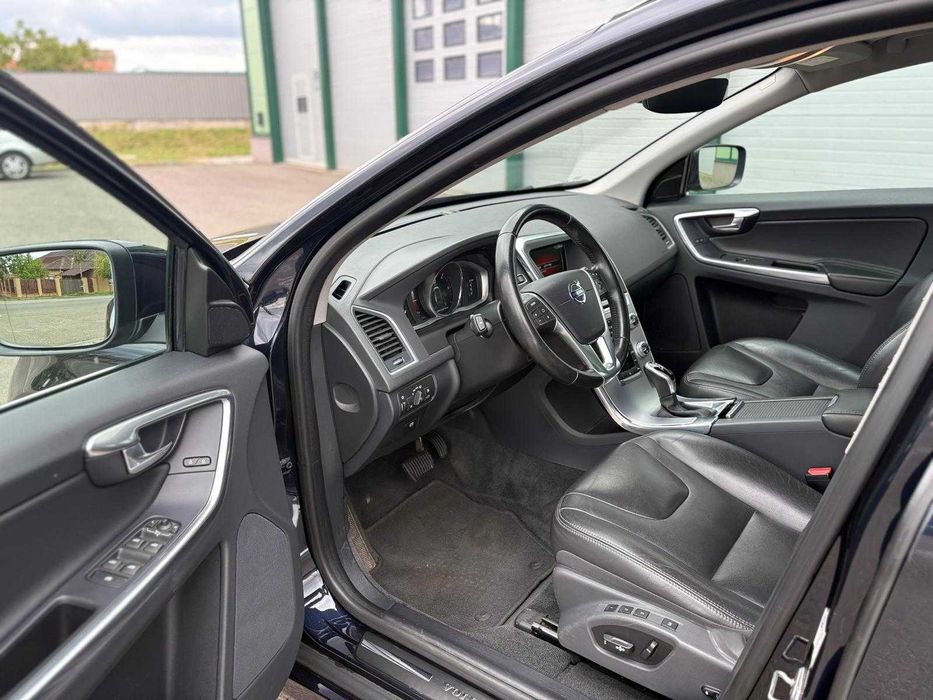 VOLVO XC60 / 2017 / 2.0 D3 SUMMUM 150 CP / AUTOMAT / E6 / 214.000 km