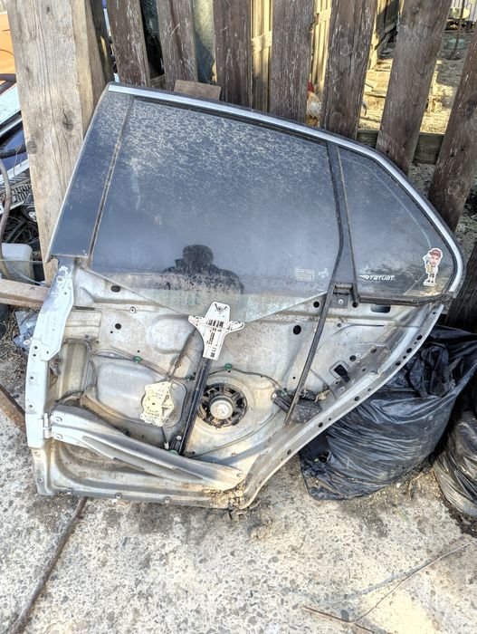 Portiera cu geam spate VW Jetta mk5