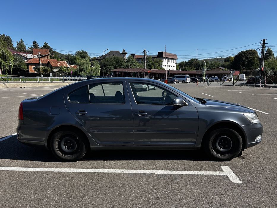 SKODA Octavia 2010 — imagine 2
