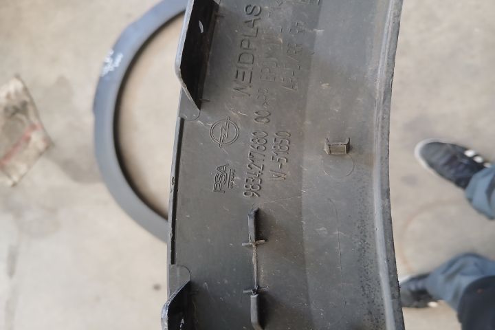 Overfender dreapta spate 9834217680 9834217680 Opel Mokka B