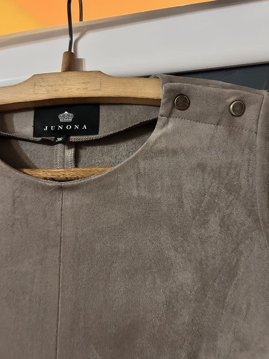 Рокля кадифе 36