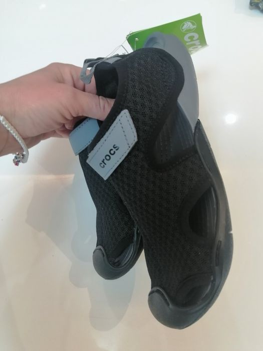 Crocs  нови сандали