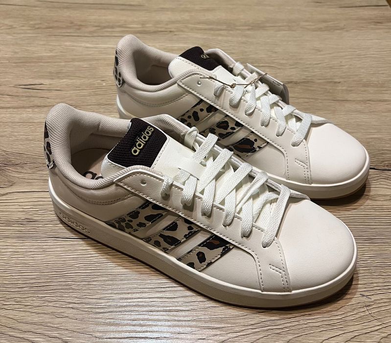 Дамски маратонки ADIDAS