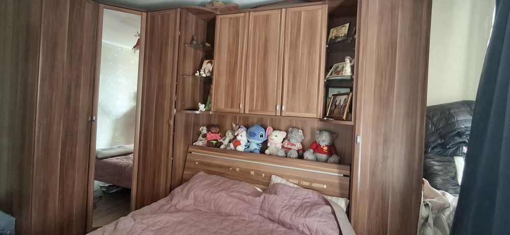 Продам спальный гарнитур