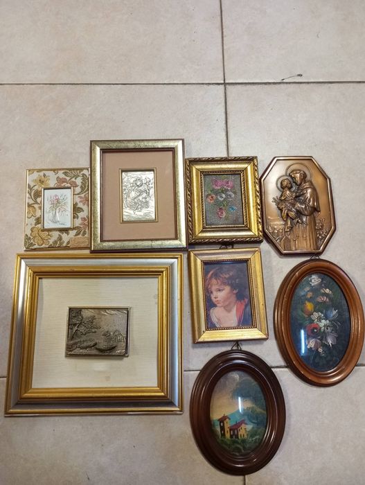 Разпродажба малки картини