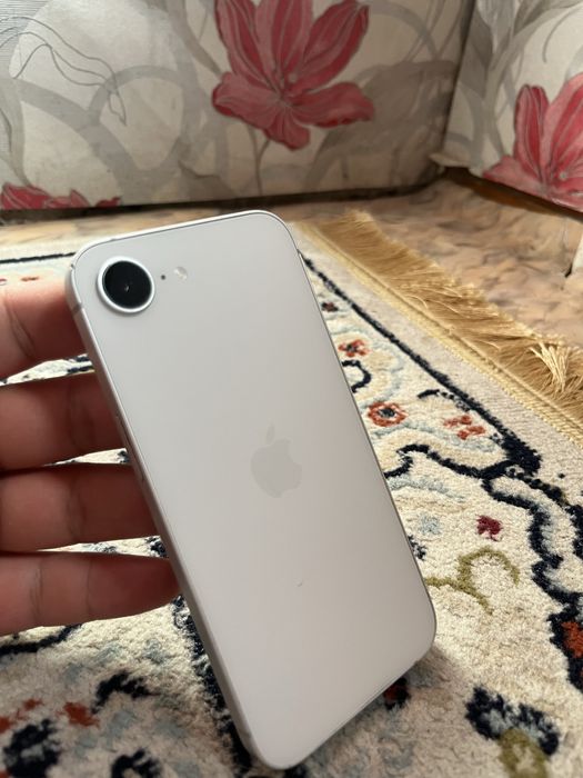 срочно продам айфон 16е