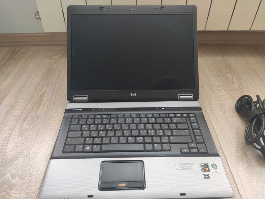 Лаптоп HP Compaq 6735b