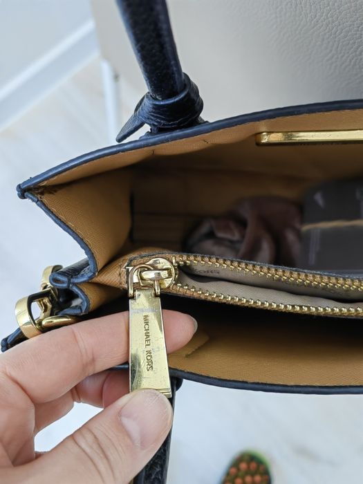 Продаётся сумка Michael kors