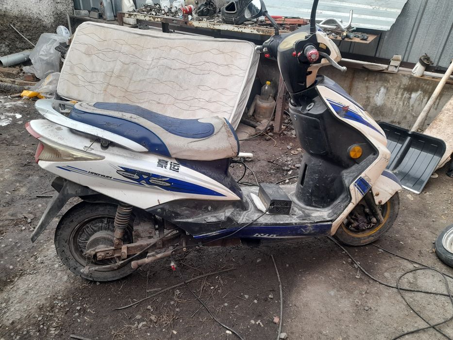 Электро мопед продам