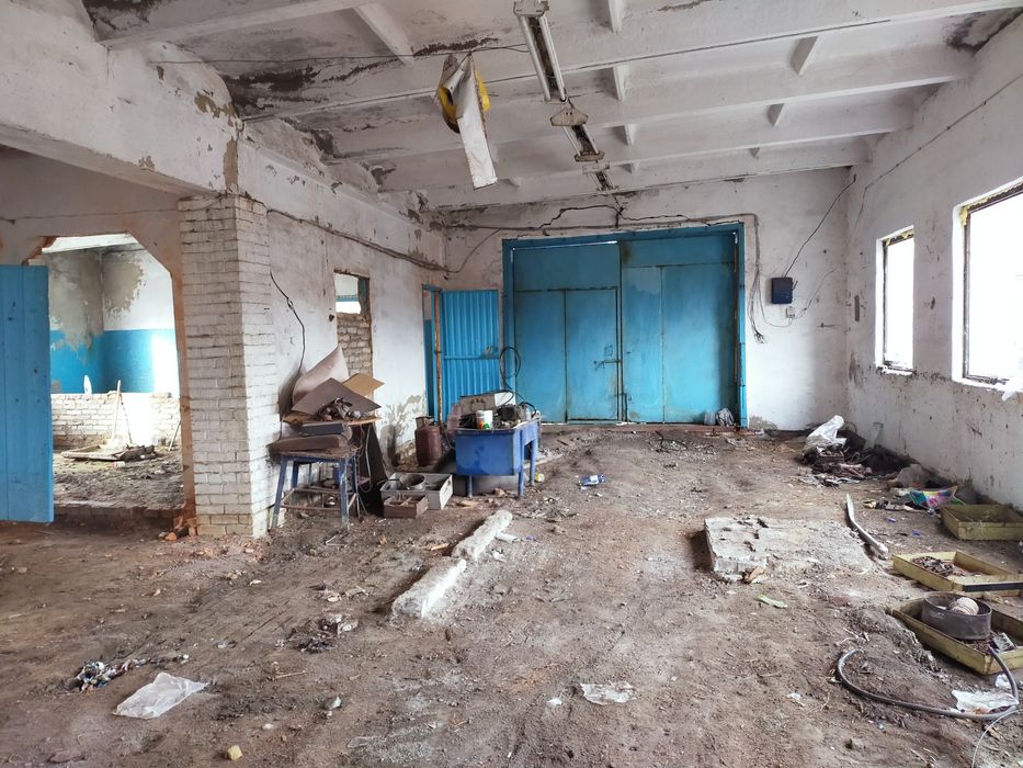 Продам  гараж...