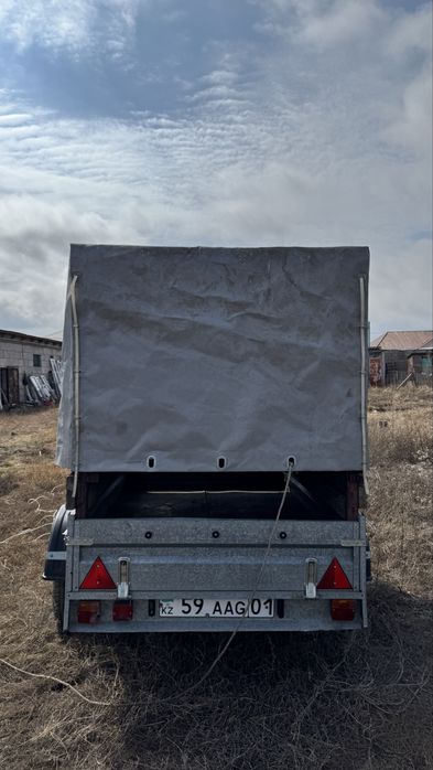 Прицеп с обшивкой