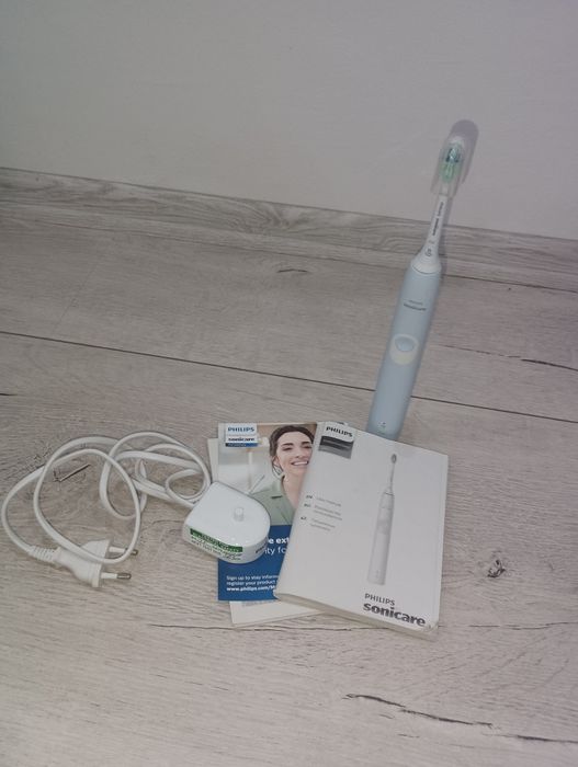 Електрическа четка за зъби