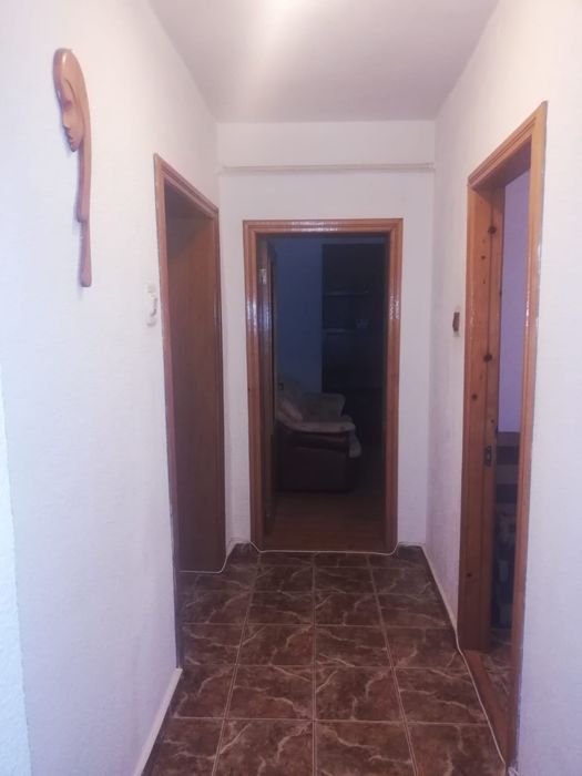 Inchiriez apartament 2 camere
