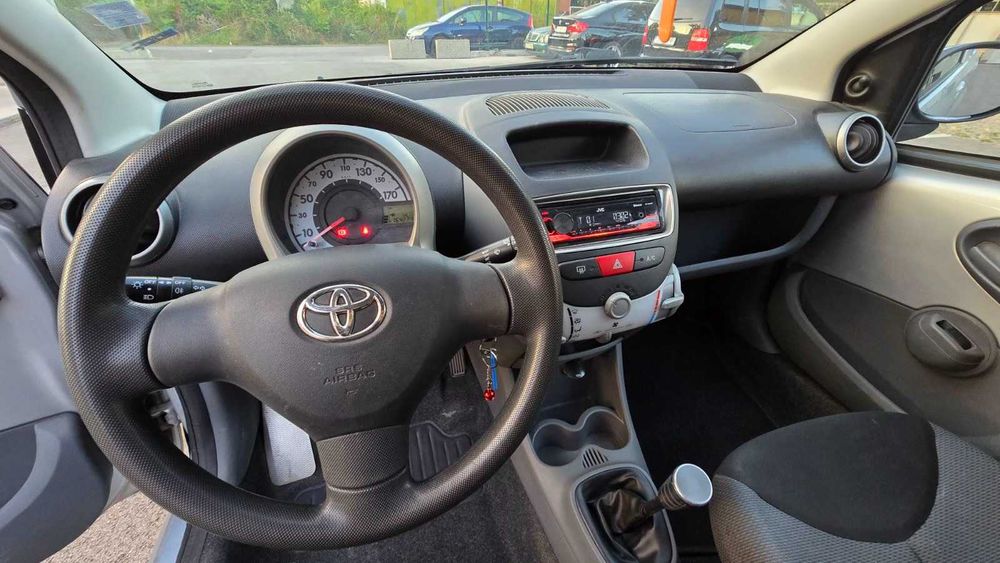 тойота айго - първи собственик за българия