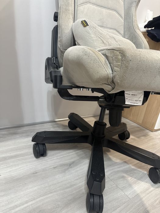 Игровой кресло Dxracer Master Xl