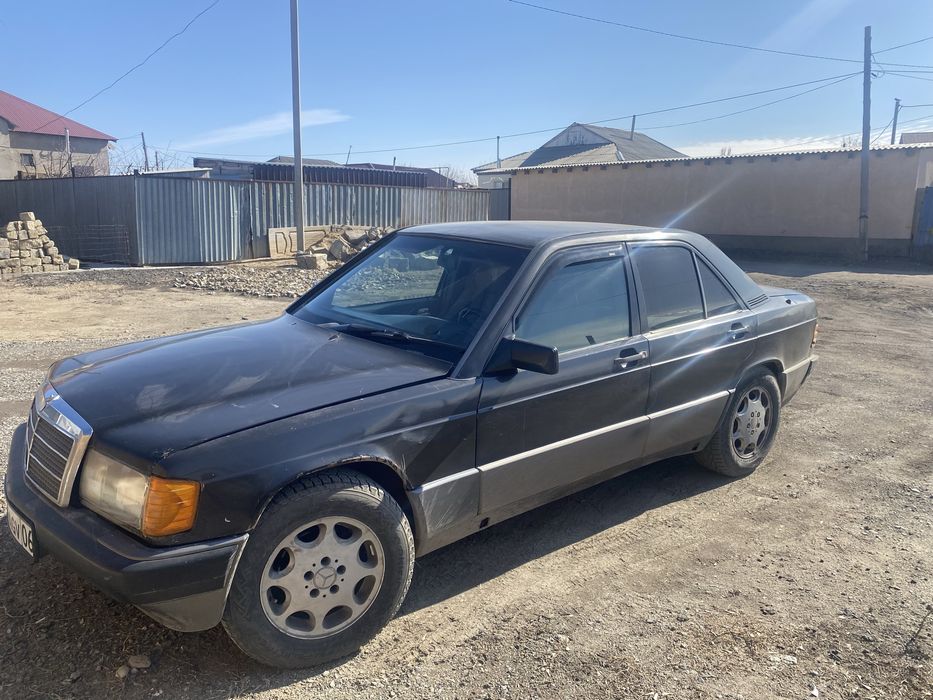 Мерседес бенс190