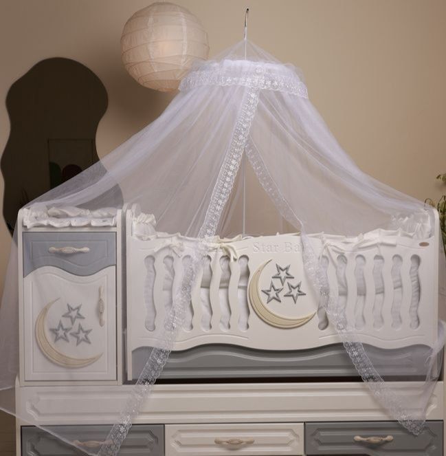 Бандахил на любую децкую кроватку в отличном состоянии