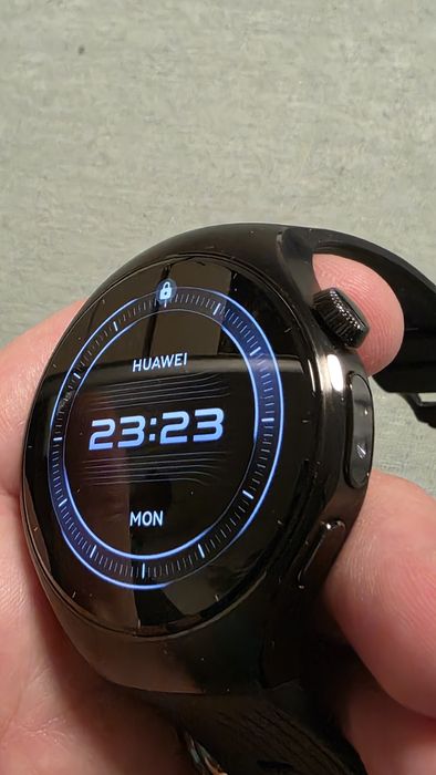 Huawei Watch 5, e-SIM, NFC, curea titan