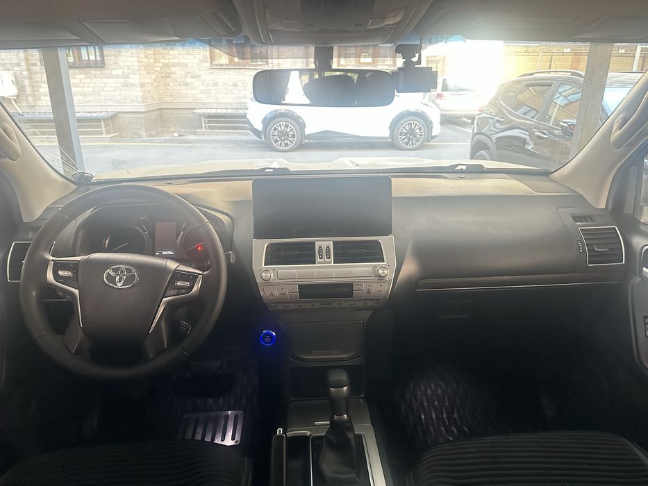 Toyota Prado 150