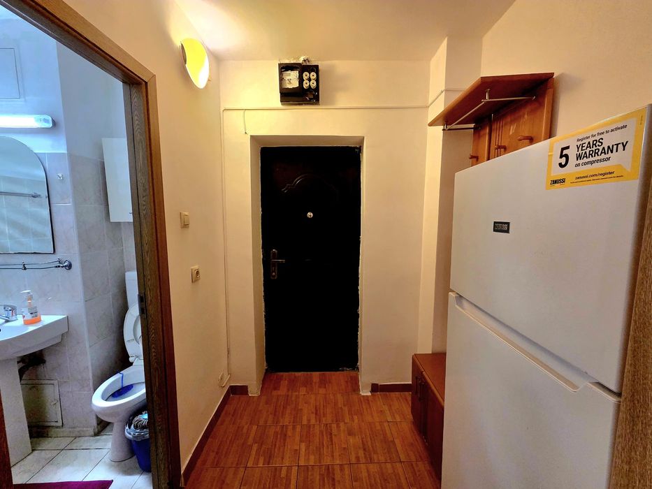 Garsoniera de închiriat