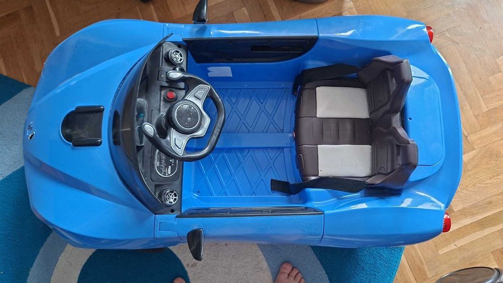 Детска кола, Акумолаторен автомобил