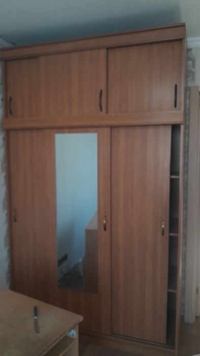 Продам  Шкаф купе