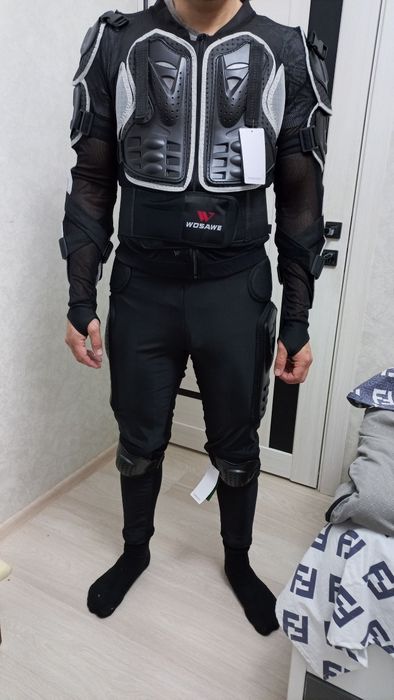 Куртка и штаны защитные для мотоцикла, сноуборда и др.