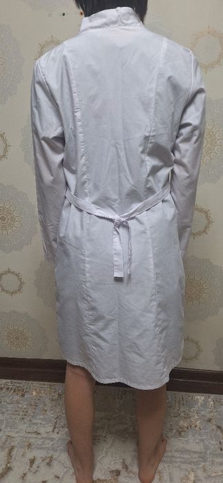 Продам медицинский халат б/у