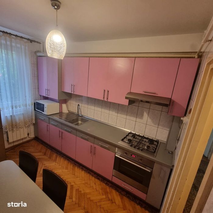 3 camere , decomandat, 60 mp , garaj, Gheorgheni, zona Hotel Royal