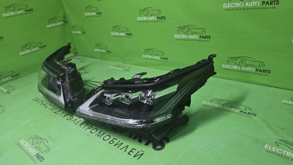 Фары LEXUS LX 570