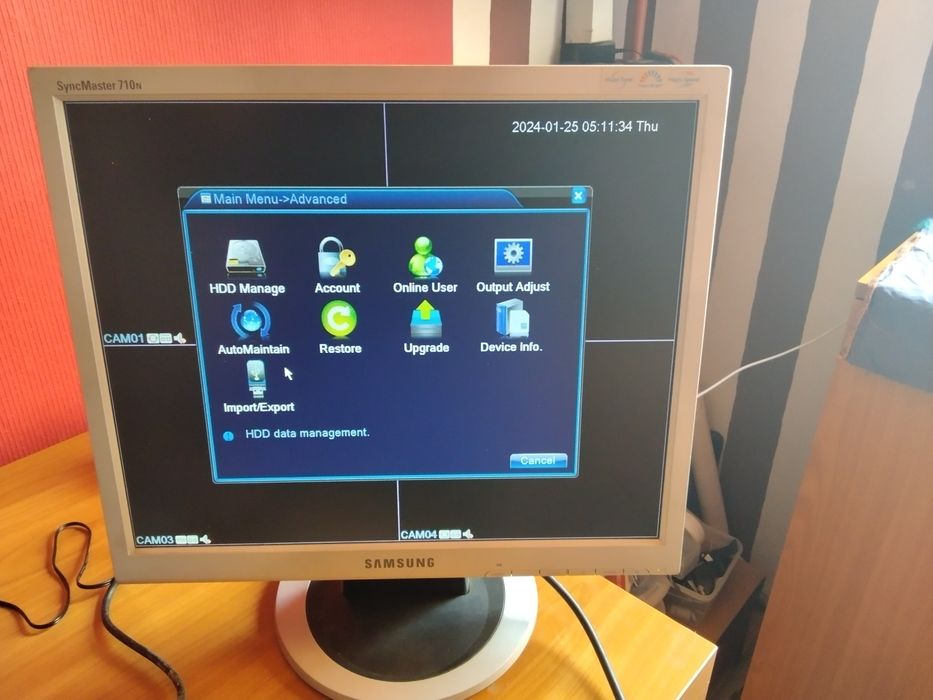 оригинален 17 инчов монитор Самсунг-перфектен