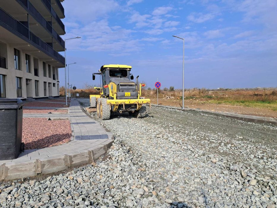 Închirieri utilaje construcții,demolări,drumuri