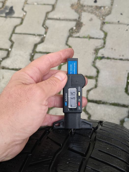 225 50 17 Continental