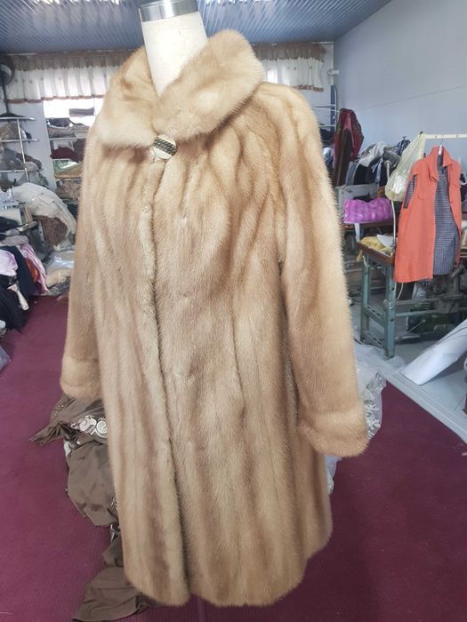 Продается норковая шуба