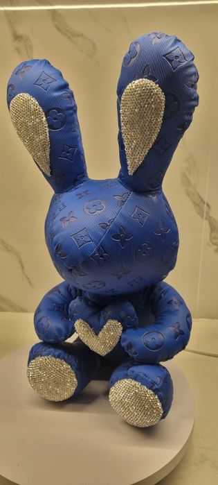 Зайци с экокожи LV