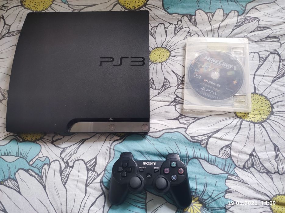 Продаю ps3 slim 300гб