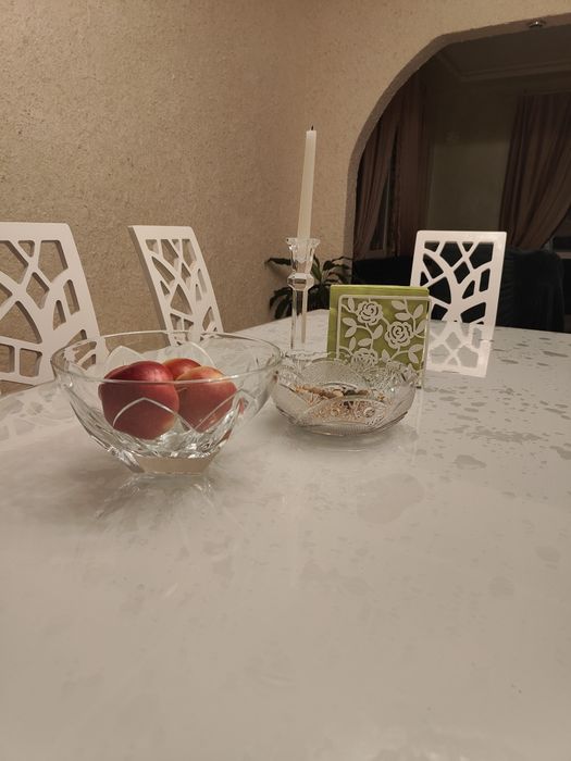 Кристална купа и кристален свещник