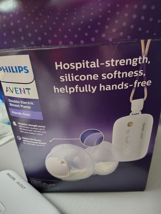 Pompa de san electrica dubla Philips Avent Hands-free SCF532/11
Imita ritmul de baut al bebelusului, cupa gradata, 8 moduri de stimulare, 16 niveluri