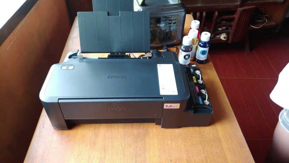 Принтер струйный Epson L121  ( цветной )