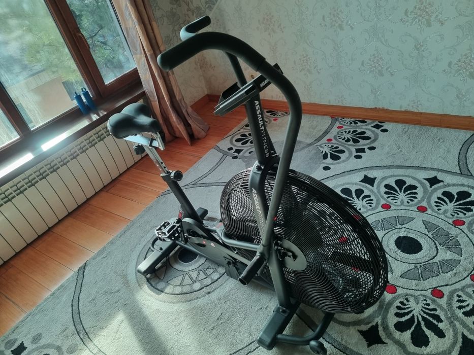 Велотренажер Assault air bike