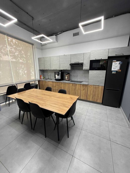В АРЕНДУ Готовый офис 245 м² на Максима Горького — 50 рабочих мест