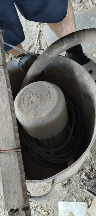 Продам не погружной насос
