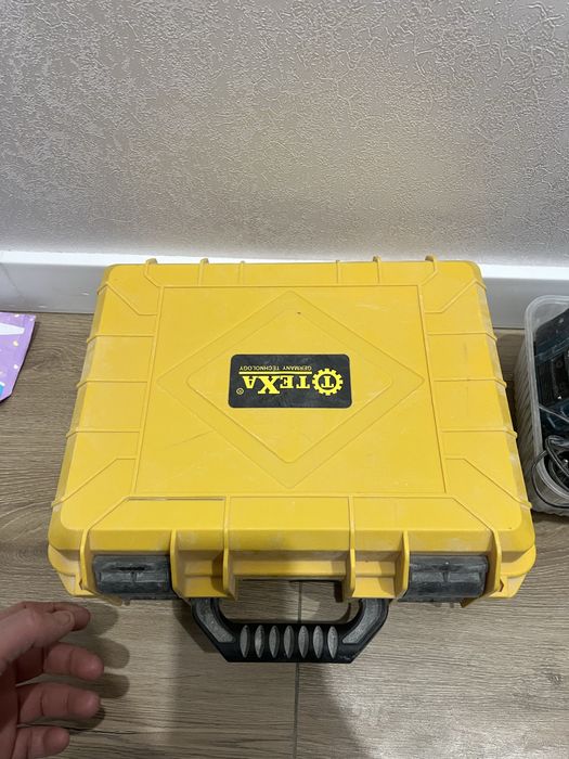 Продам лазерный уровень.