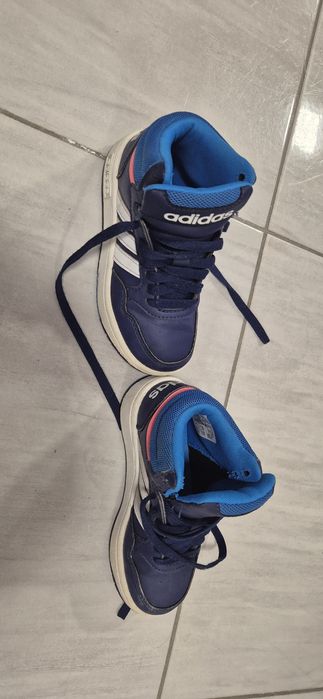 Високи детски маратонки Адидас 28 номер