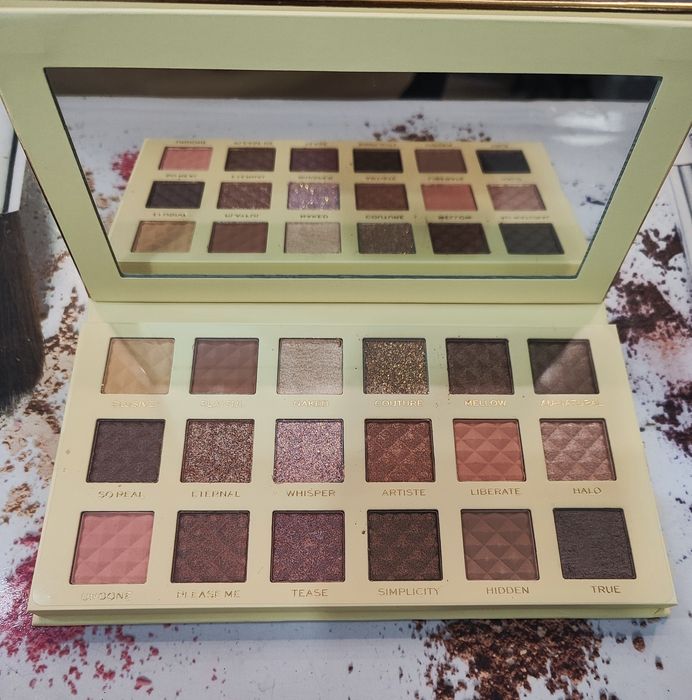 Makeup Revolution палитри